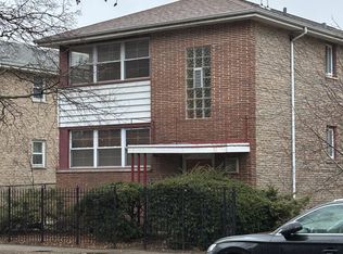 7130 N Paulina St #2, Chicago, IL 60626