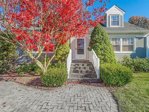 2nd image of 405 Elmhaven Dr