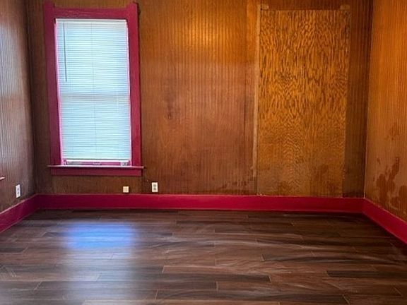 5th image of 2125 South St