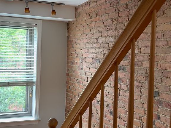2nd image of 29 Beacon St #2