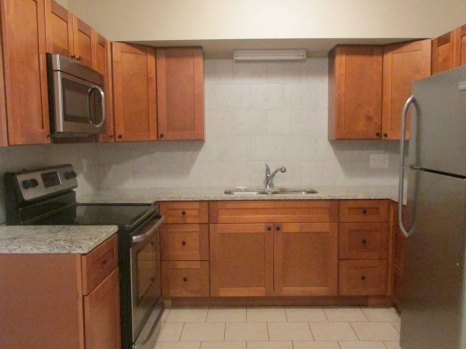 1st image of 407 S Chester St #3