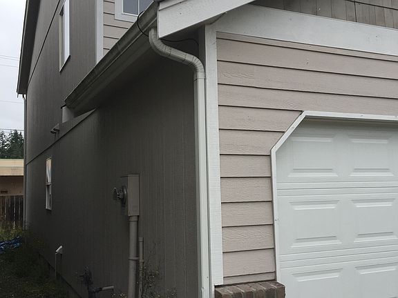 3rd image of 17808 1st Avenue Ct E