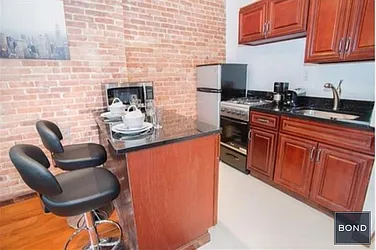 Rented by Bond New York