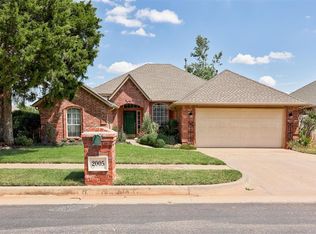 2005 Willow Bend Dr, Edmond, OK 73003
