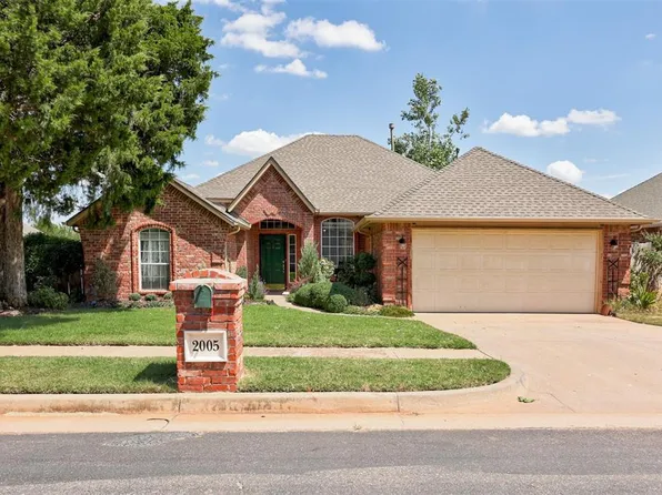 2005 Willow Bend Dr, Edmond, OK 73003