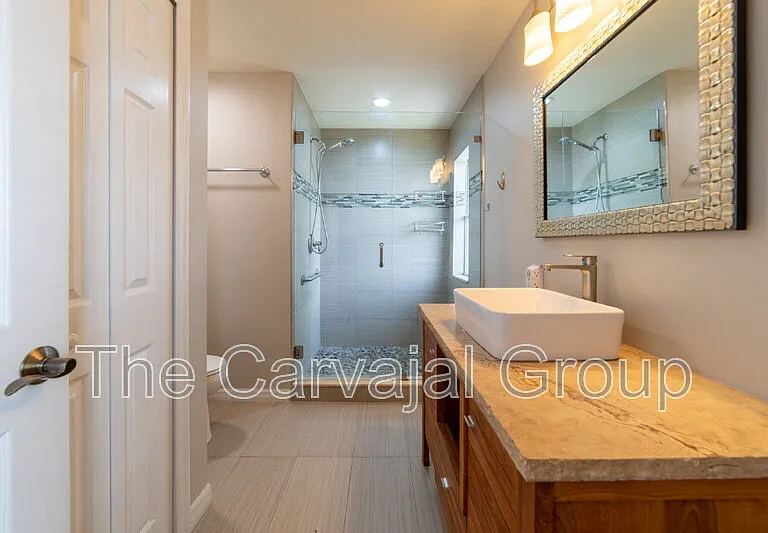 3933 Cleary Way — Photo 22