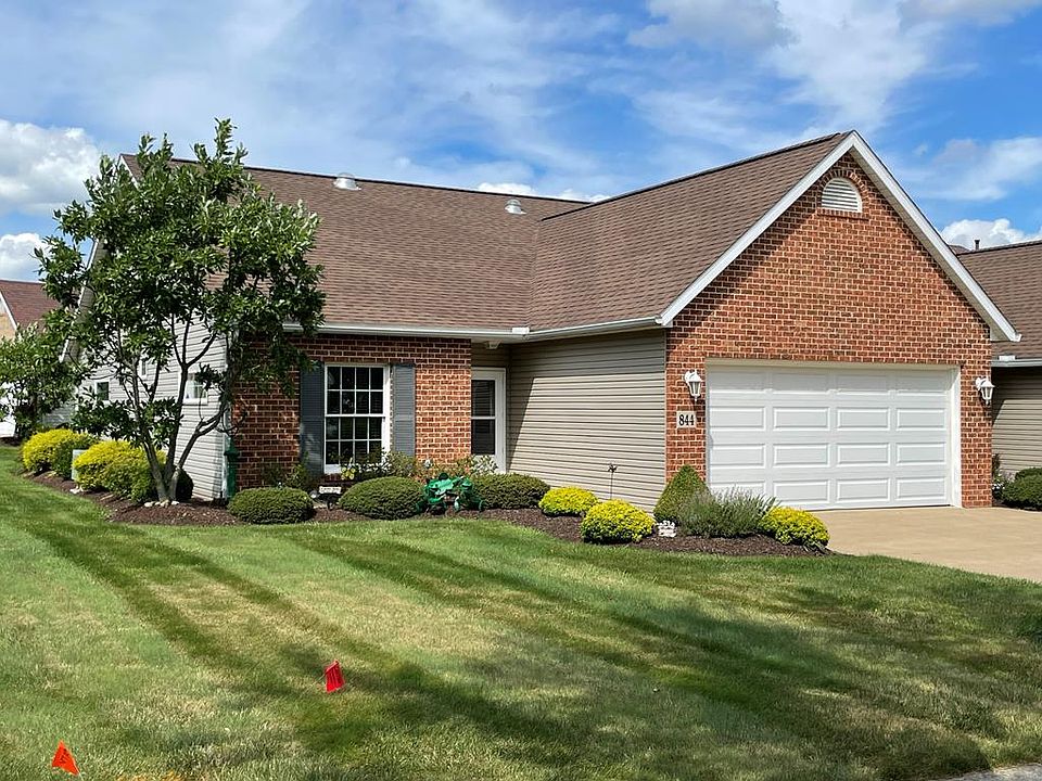 1st image of 844 Oakbrook Dr