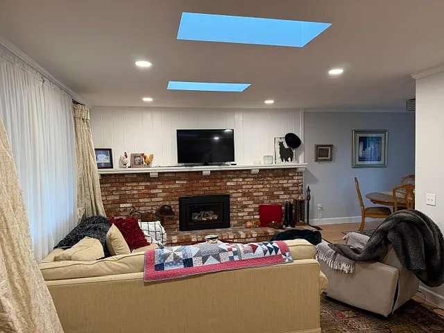 7 Carmen Ct — Photo 4