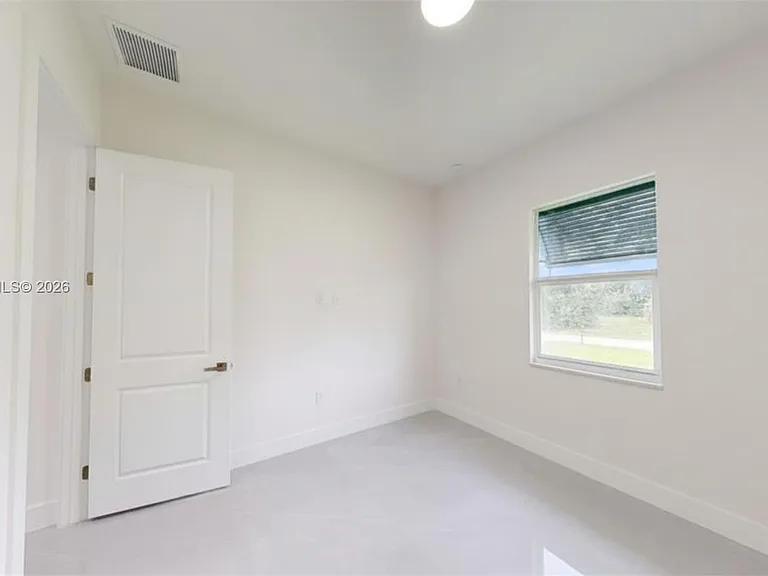 6048 Stratton Rd — Photo 18