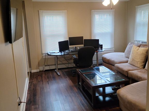 4th image of 131 Madison Ave #A