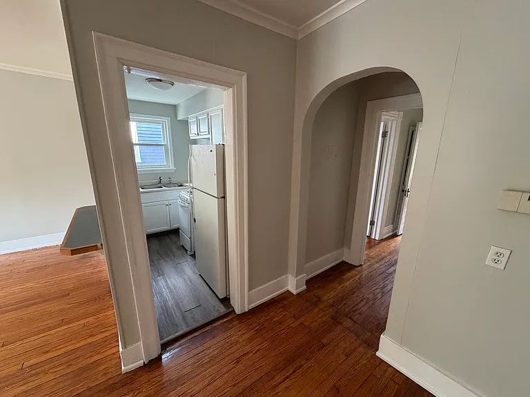 17 Crescent Ave — Photo 6