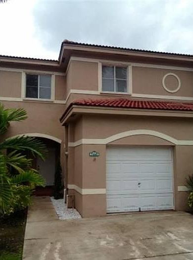 1st image of 7660 S Southwood Cir