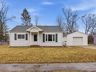 301 Princeton Ct, Midland, MI, 48640