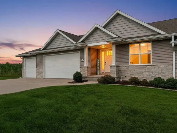 911 Barronwood Dr, Green Bay, WI 54311