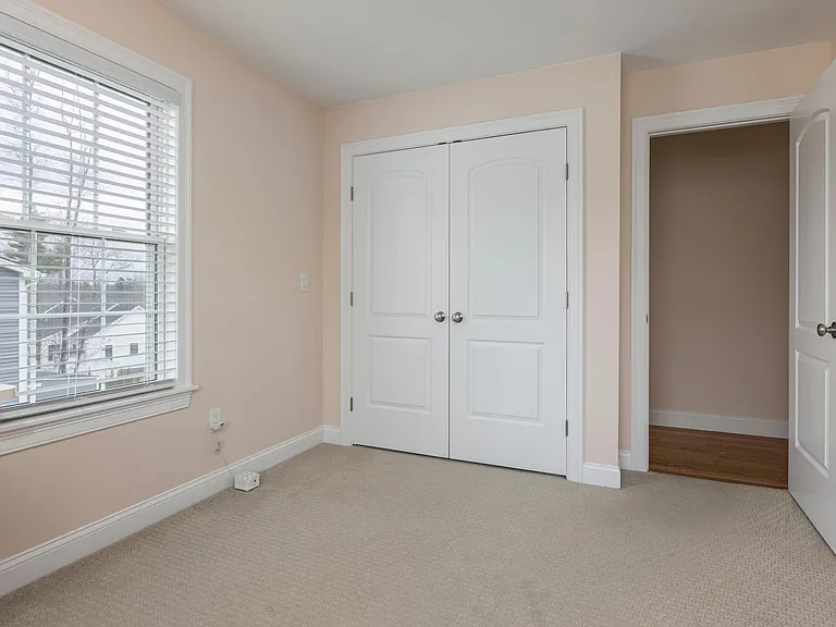 11 Dylan Dr — Photo 23