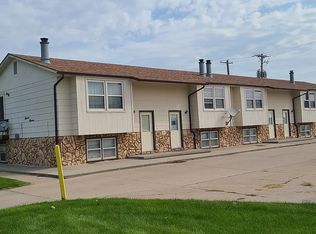 1111 3rd Ave APT 5, Kearney, NE 68845