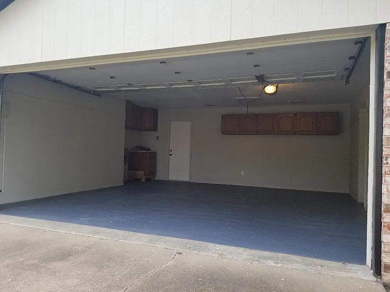 306 Patty Ct — Photo 12