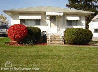 5370 Royal St, Maple Heights, OH