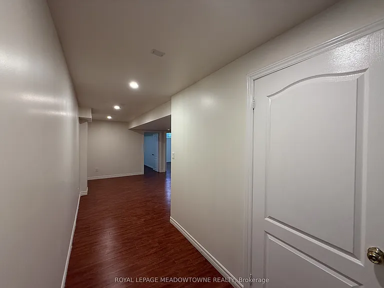 45 Bleasdale Ave — Photo 8