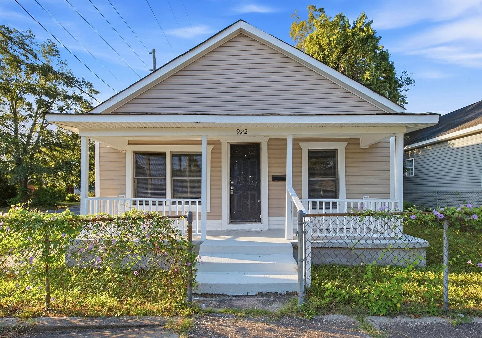 2 Bedroom Home Close to Downtown Wilmington Amenities — Photo 1