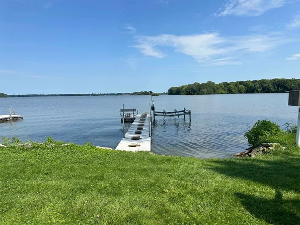 N7384 Malibou Ln, Beaver Dam, WI 53916