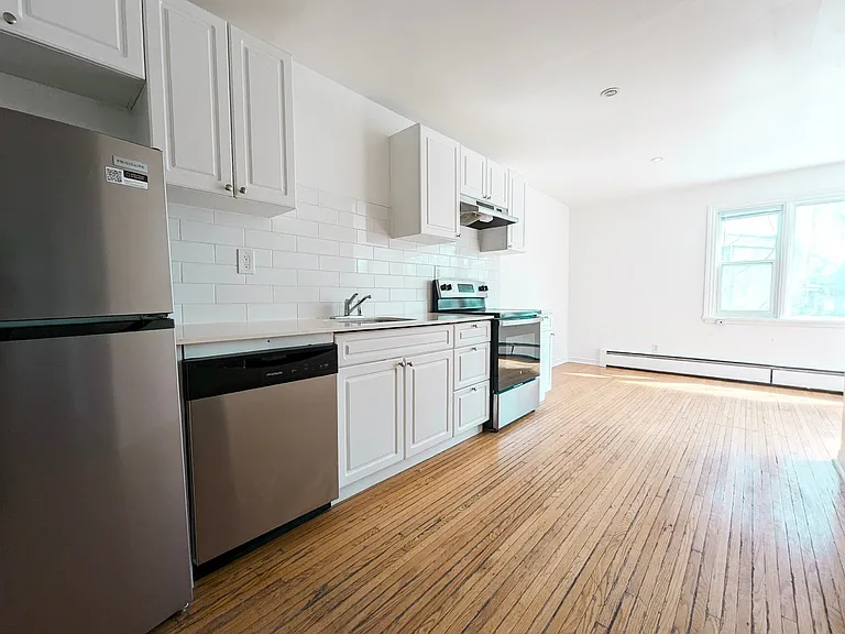 136 Weber St E #8 — Photo 7