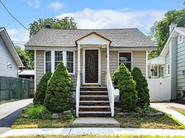44 South St, Spotswood, NJ 08884