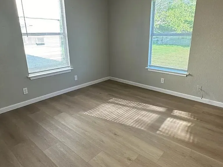 1144 Magnolia St #1144 — Photo 6