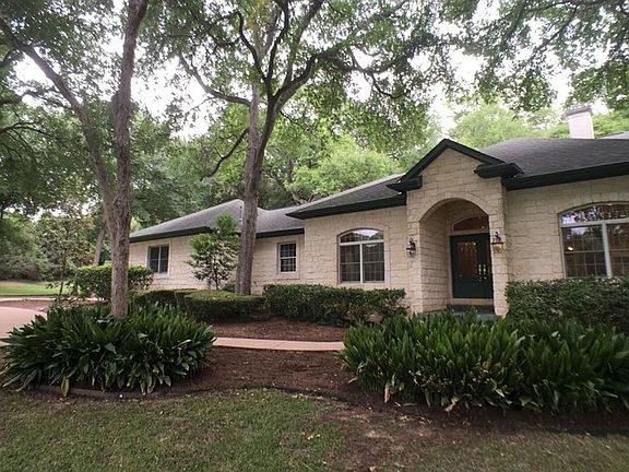 4th image of 3676 Lost Creek Blvd
