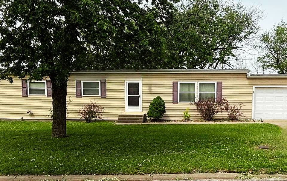 1st image of 211 Floral Dr