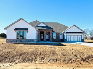 4025 Great Redwood Rd, Norman, OK 73072