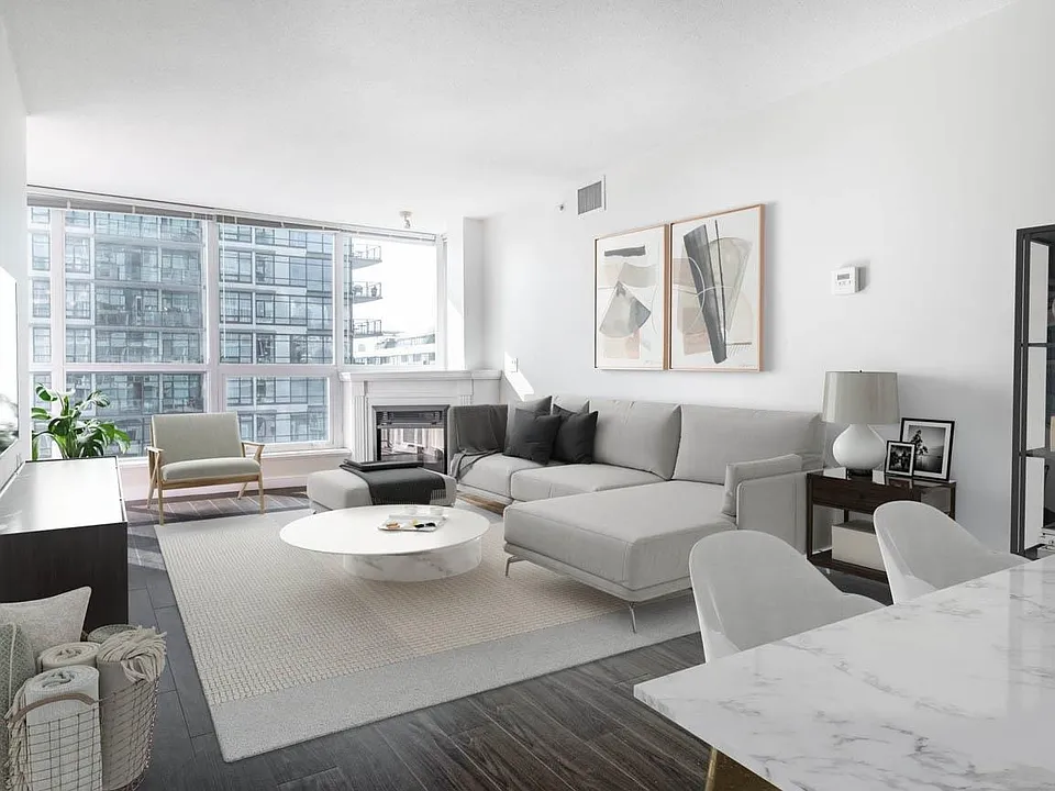 188 Esplanade E #704