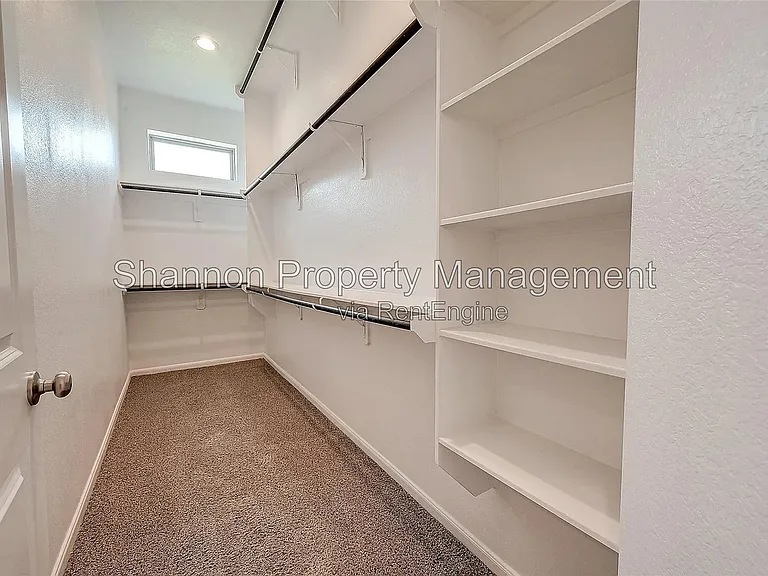 2559 Terrace Point Dr — Photo 27