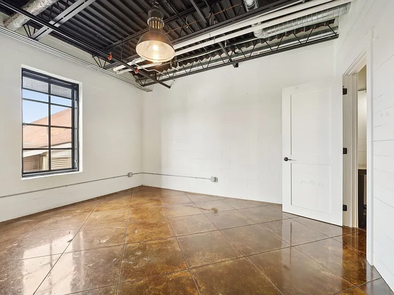 Lofts on 15th — Photo 29