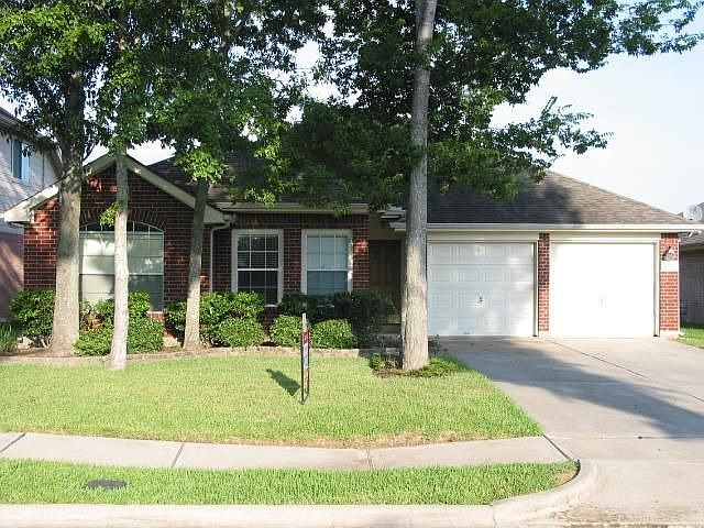 1st image of 16822 Pheasent Creek Ct