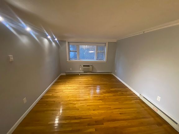 2nd image of 1691 Cambridge St #23A