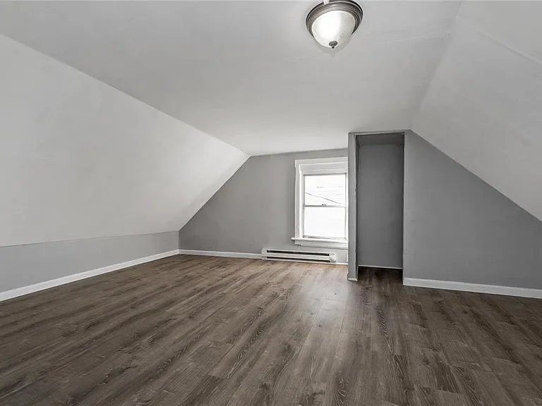 423 N Bellevue St — Photo 22