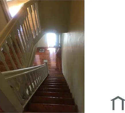 5552 Master St — Photo 3