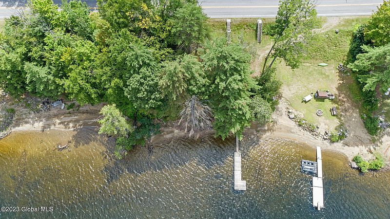 3rd image of 1162 S Shore Road
