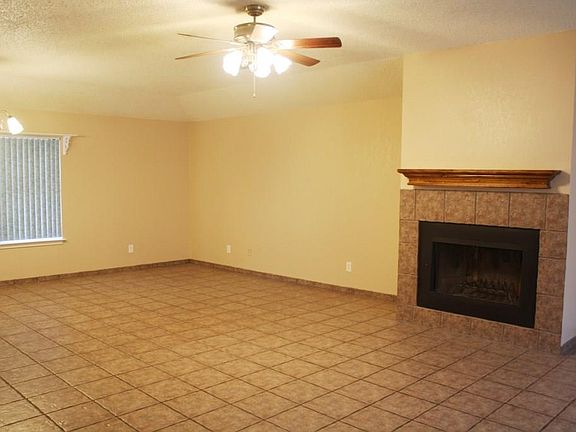 2nd image of 34 Lakewood Dr