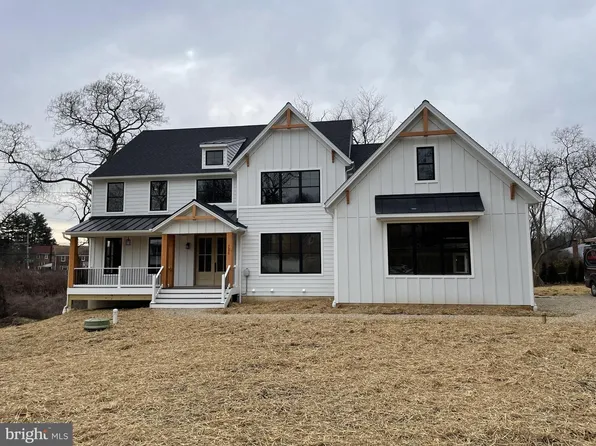 15 Gerloff Rd, Schwenksville, PA 19473