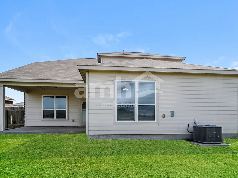 19904 Woodrow Wilson St — Photo 15
