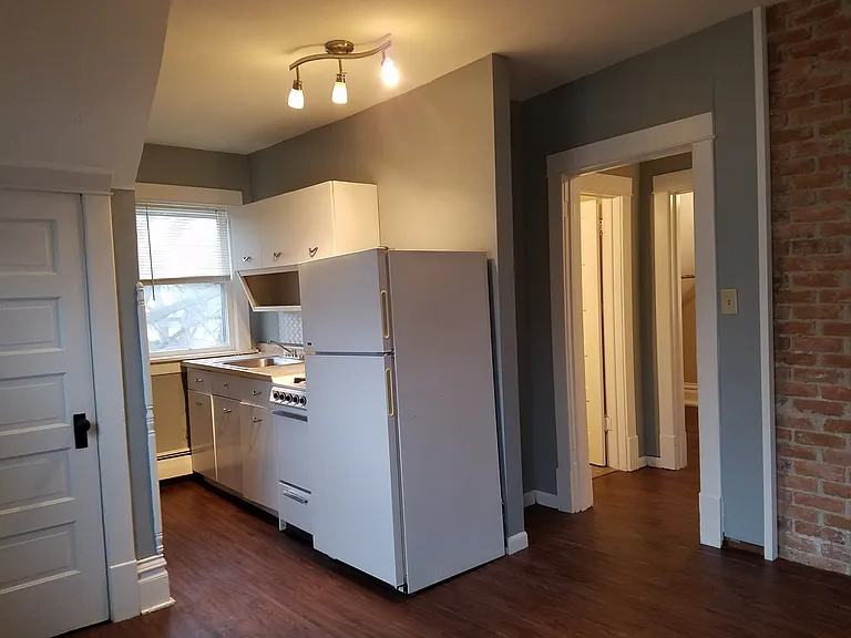 616 S 4th St — Photo 5