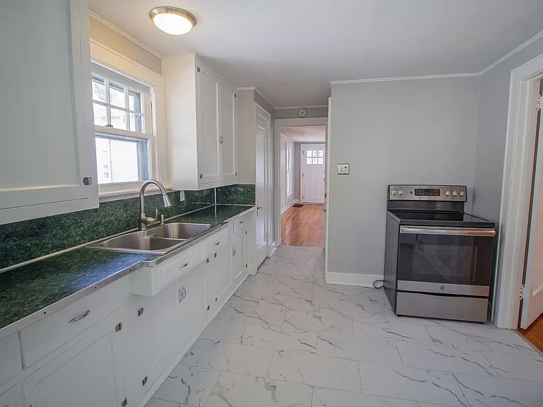 9 Spring Ave — Photo 12