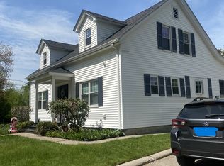 388 Brown Ave #2, Seekonk, MA 02771