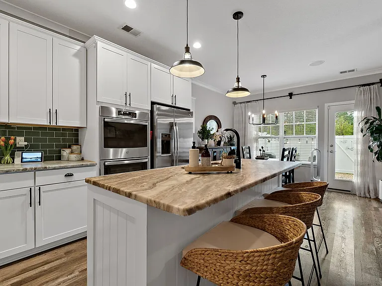 4772 Kilby Dr — Photo 11