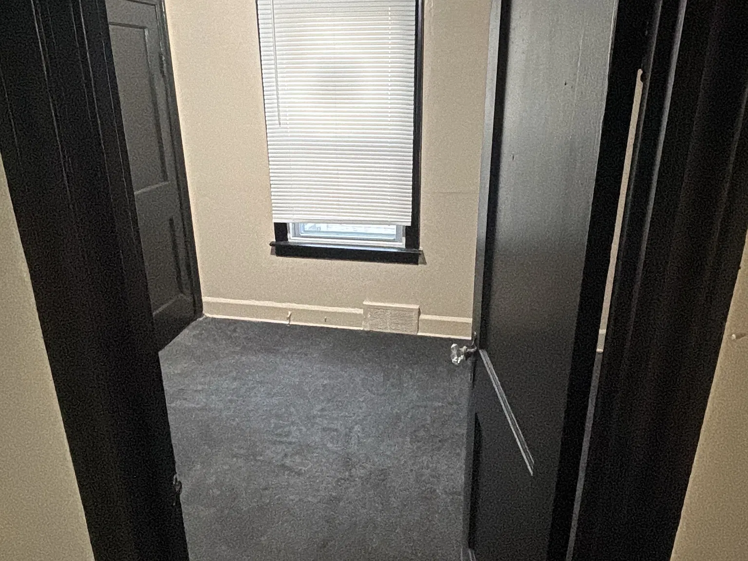 4 bed, 1266 sqft, $1,800 — Photo 4