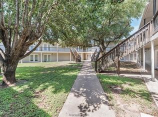 3900 Old College Rd #12, Bryan, TX 77801