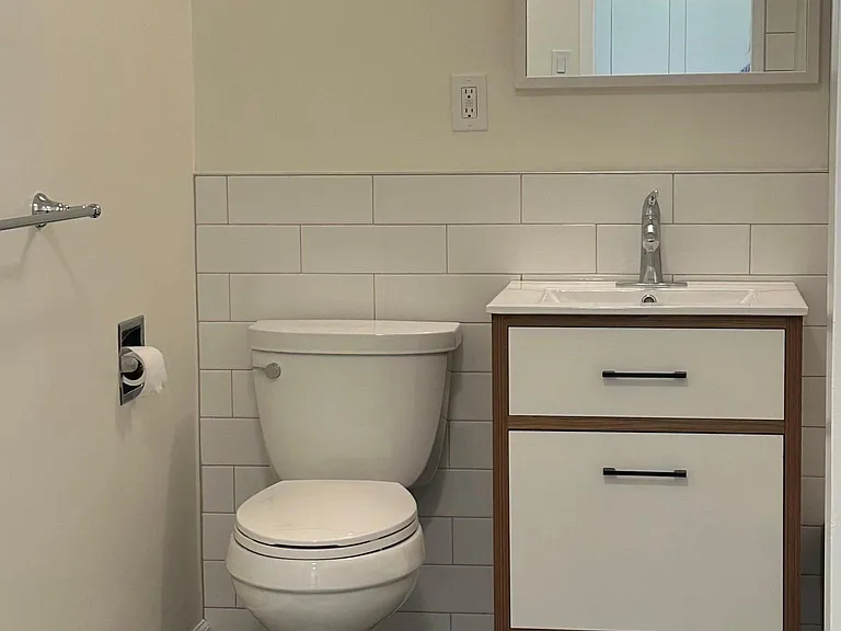 100 York St #10L — Photo 7