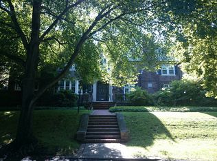 154 Hyslop Rd, Brookline, MA 02445